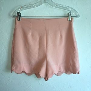 CLOSET CLOSING | Highwaisted Pink Scalloped Shorts